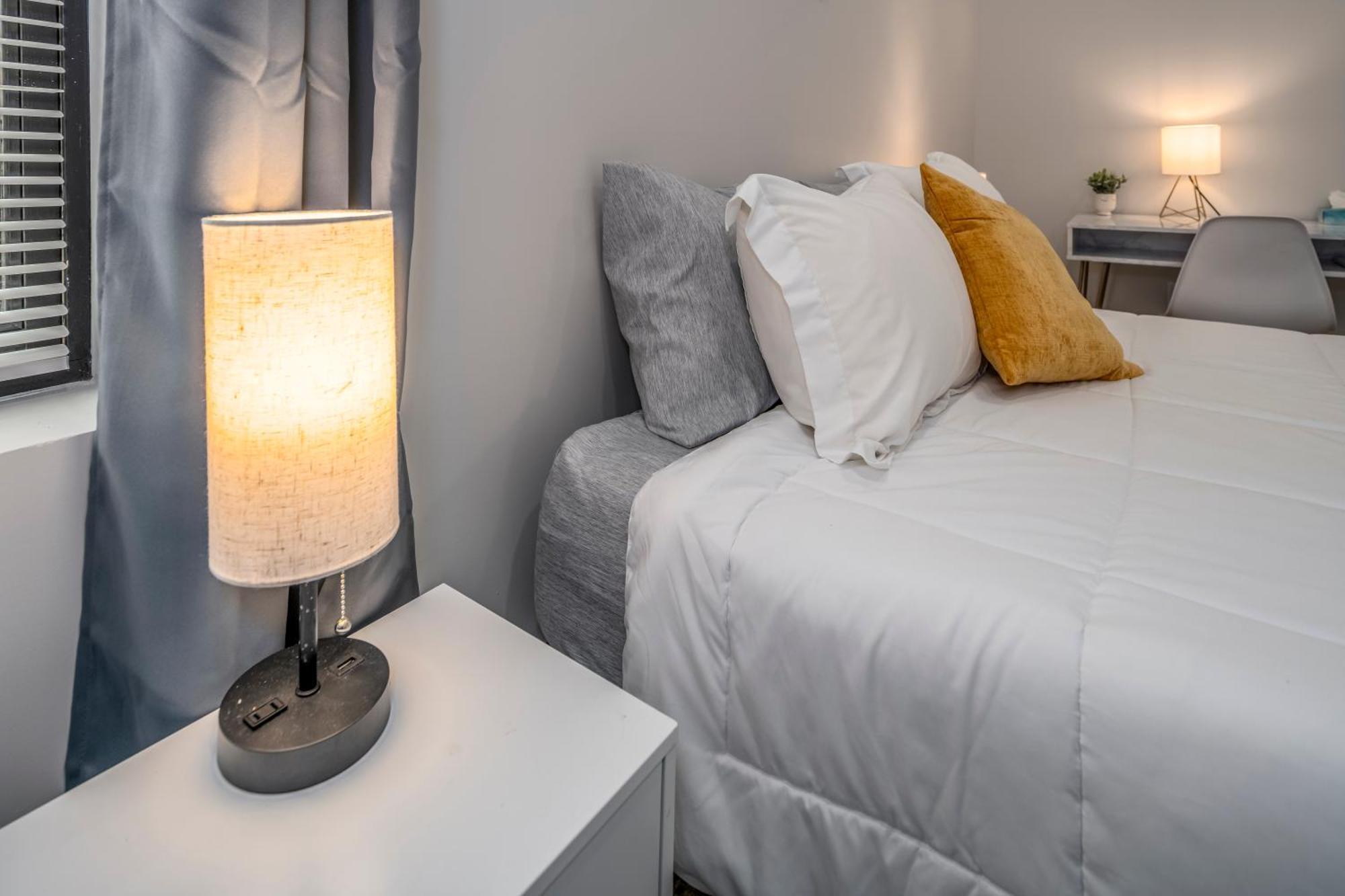 Prime Otr, 3 Lux Queen Beds, Two 55In Tvs, Steps To Tql, Findlay Market, Light Rail, Fast Wifi Cincinnati Kültér fotó