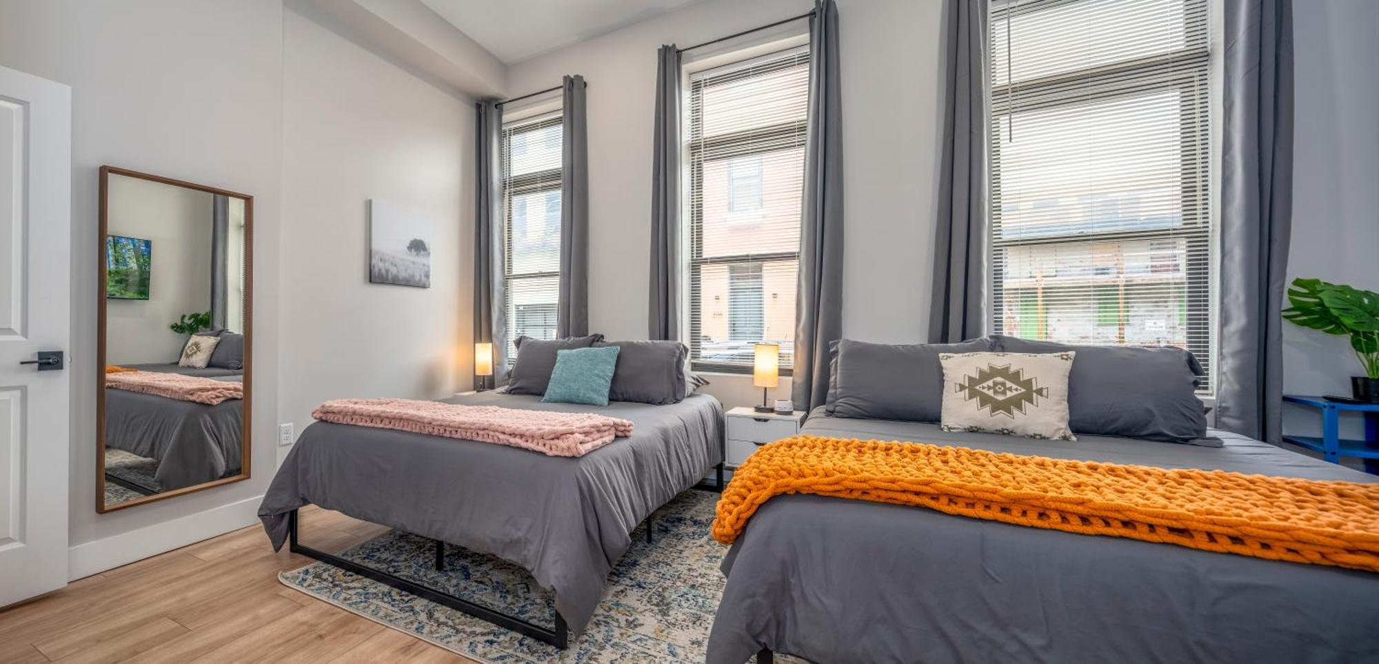 Prime Otr, 3 Lux Queen Beds, Two 55In Tvs, Steps To Tql, Findlay Market, Light Rail, Fast Wifi Cincinnati Kültér fotó